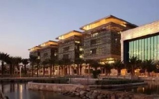 沙特的国王科技大学 沙特国王科技大学太土豪，学生宿舍竟是海景别墅！但比哈佛还难进